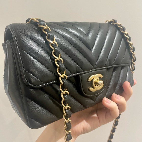 Authentic Chanel Chevron Mini Rectangle in Lambskin - Picture 2 of 8